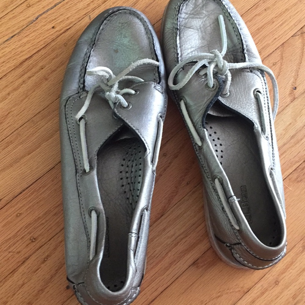 LL bean boat shoes